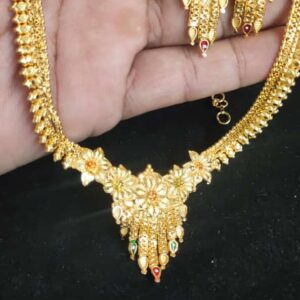 premium quality gold plated forming necklace